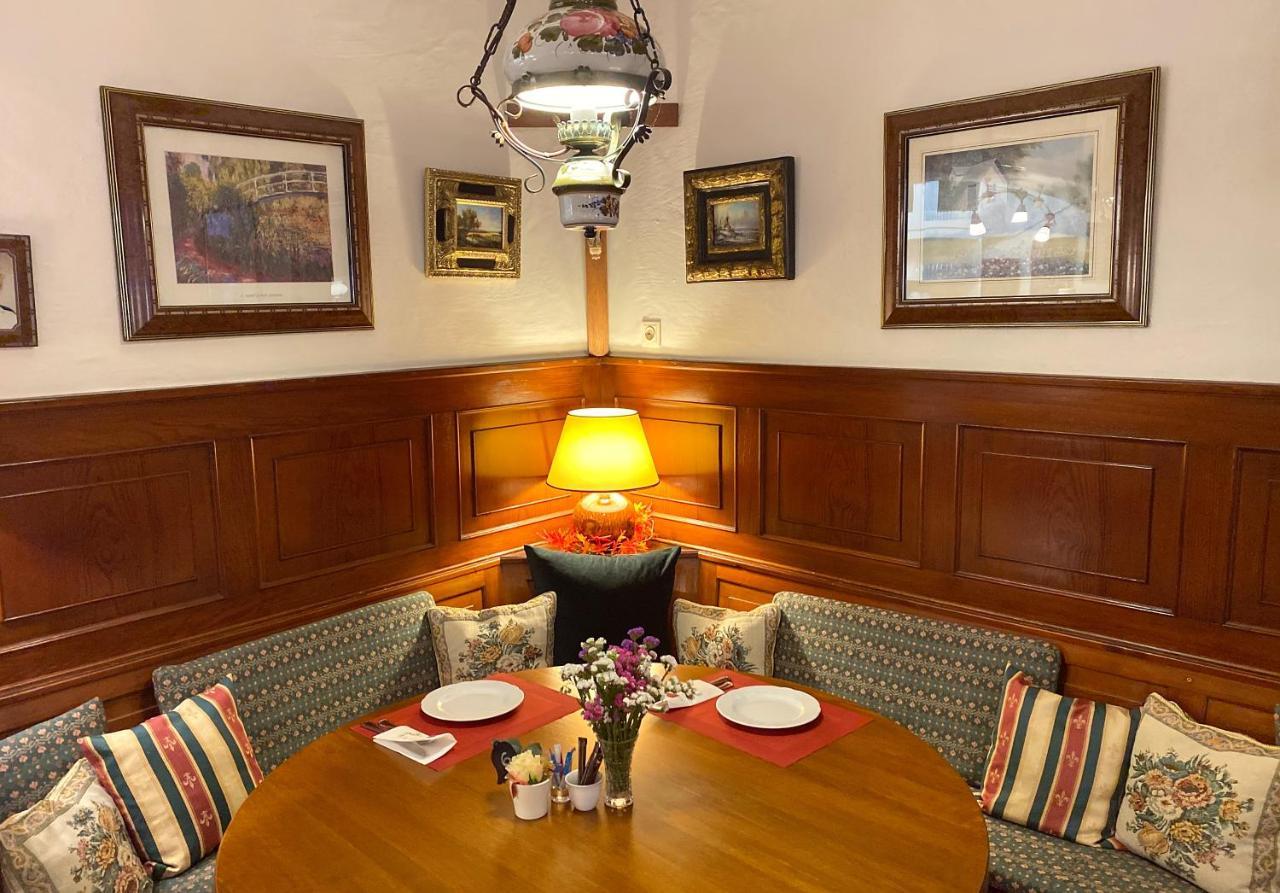 Hotel Rathausgloeckel Баден-Баден Екстериор снимка
