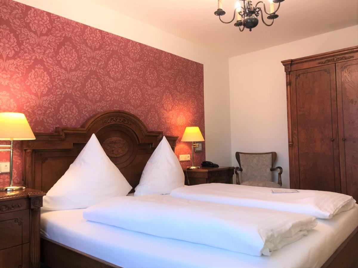 Hotel Rathausgloeckel Баден-Баден Екстериор снимка
